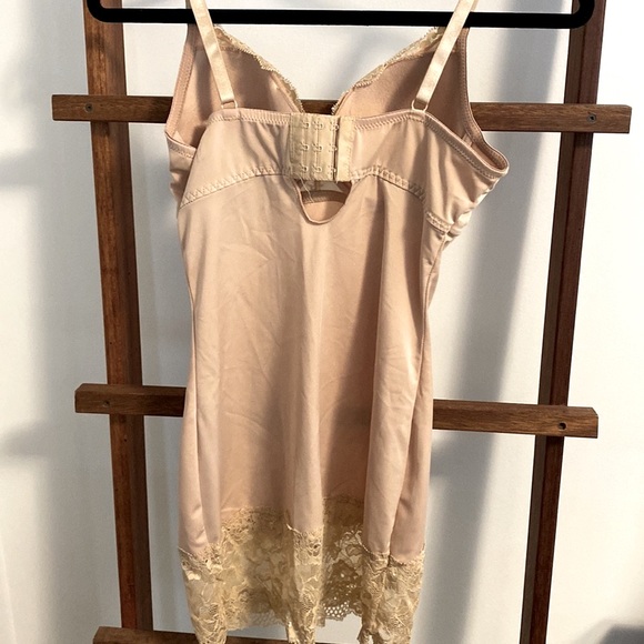 Figure Improving Technology FIT shapewear sz m - Picture 4 of 6